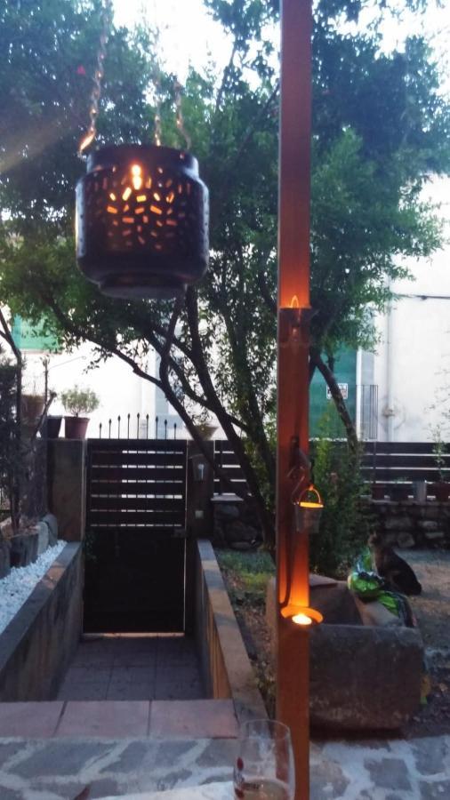 Les Magranes Bed & Breakfast Argelaguer Ngoại thất bức ảnh