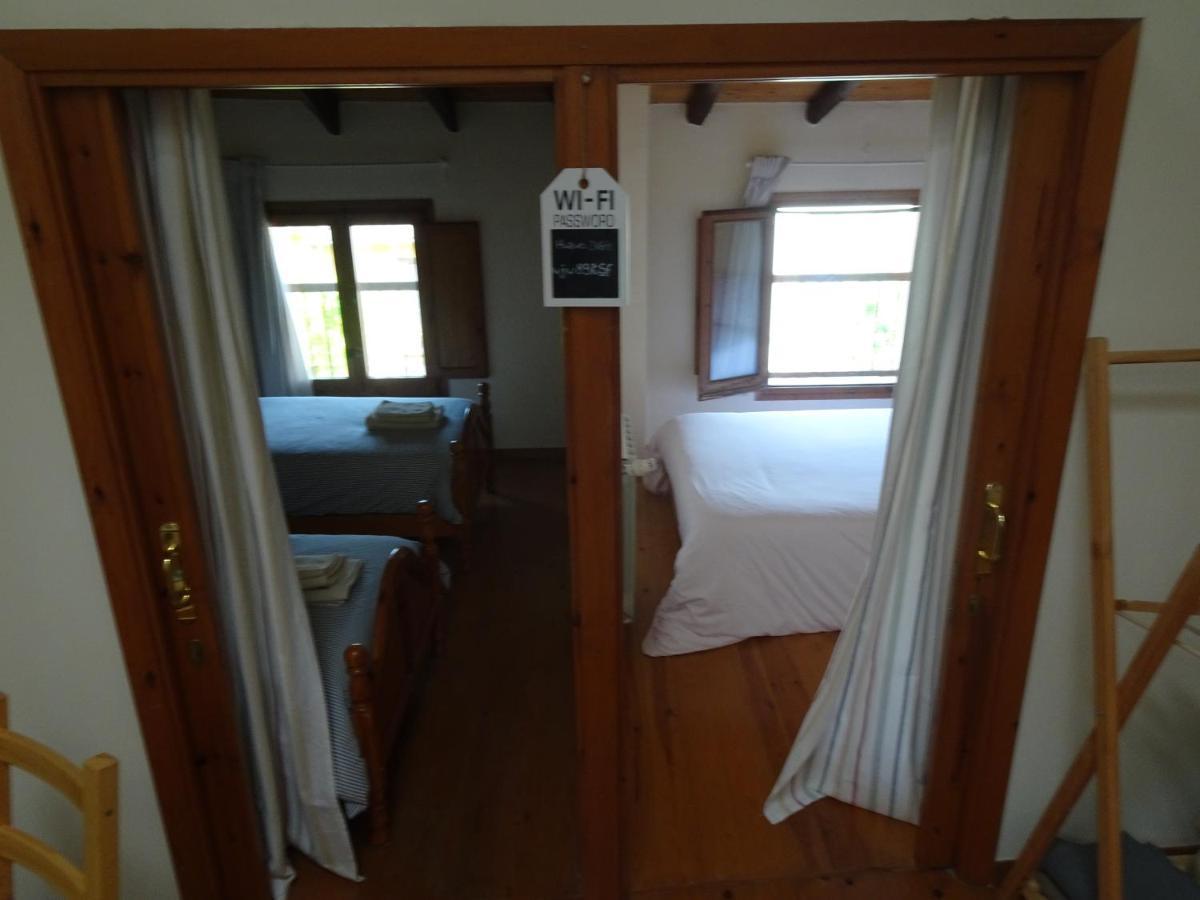 Les Magranes Bed & Breakfast Argelaguer Ngoại thất bức ảnh