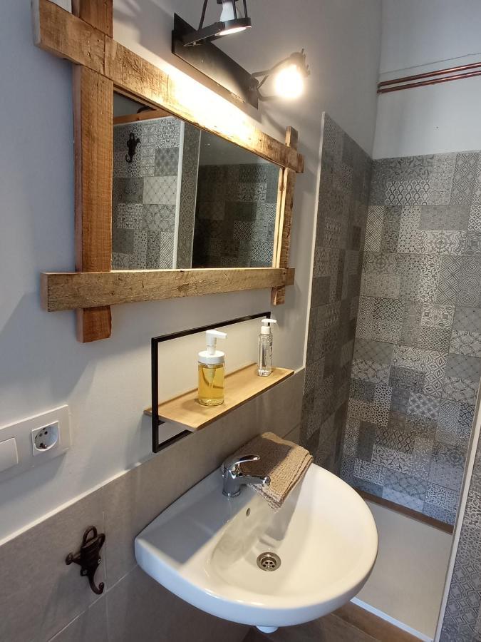 Les Magranes Bed & Breakfast Argelaguer Ngoại thất bức ảnh